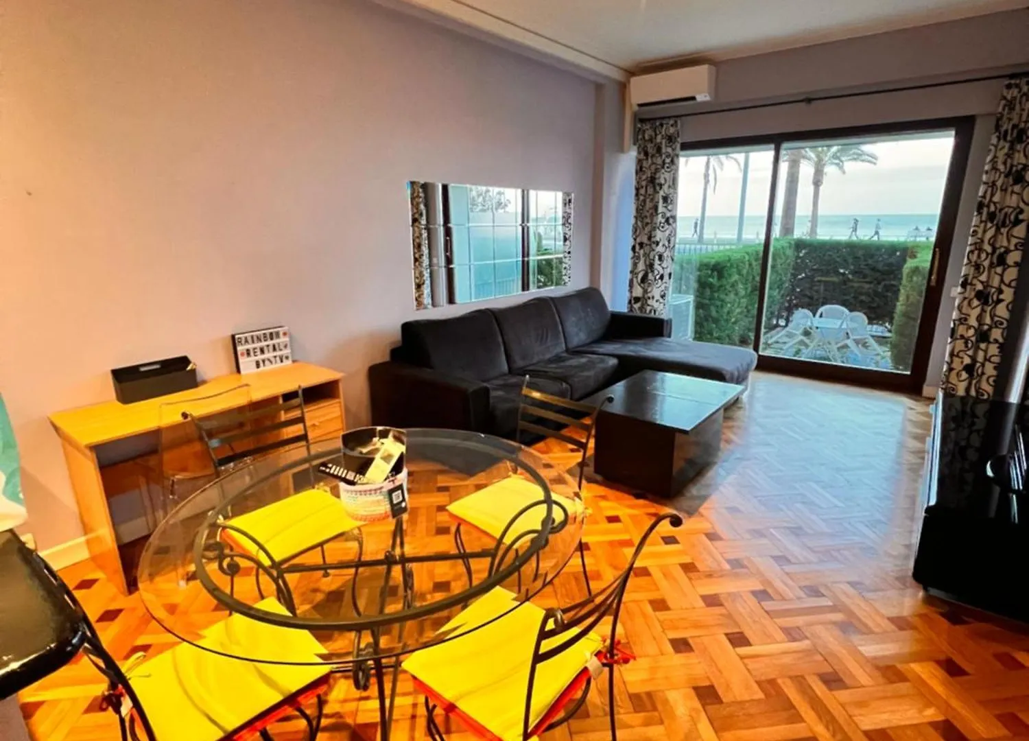 Apartment Rez-De-Jardin Sur La Promenade Des Anglais Nice France